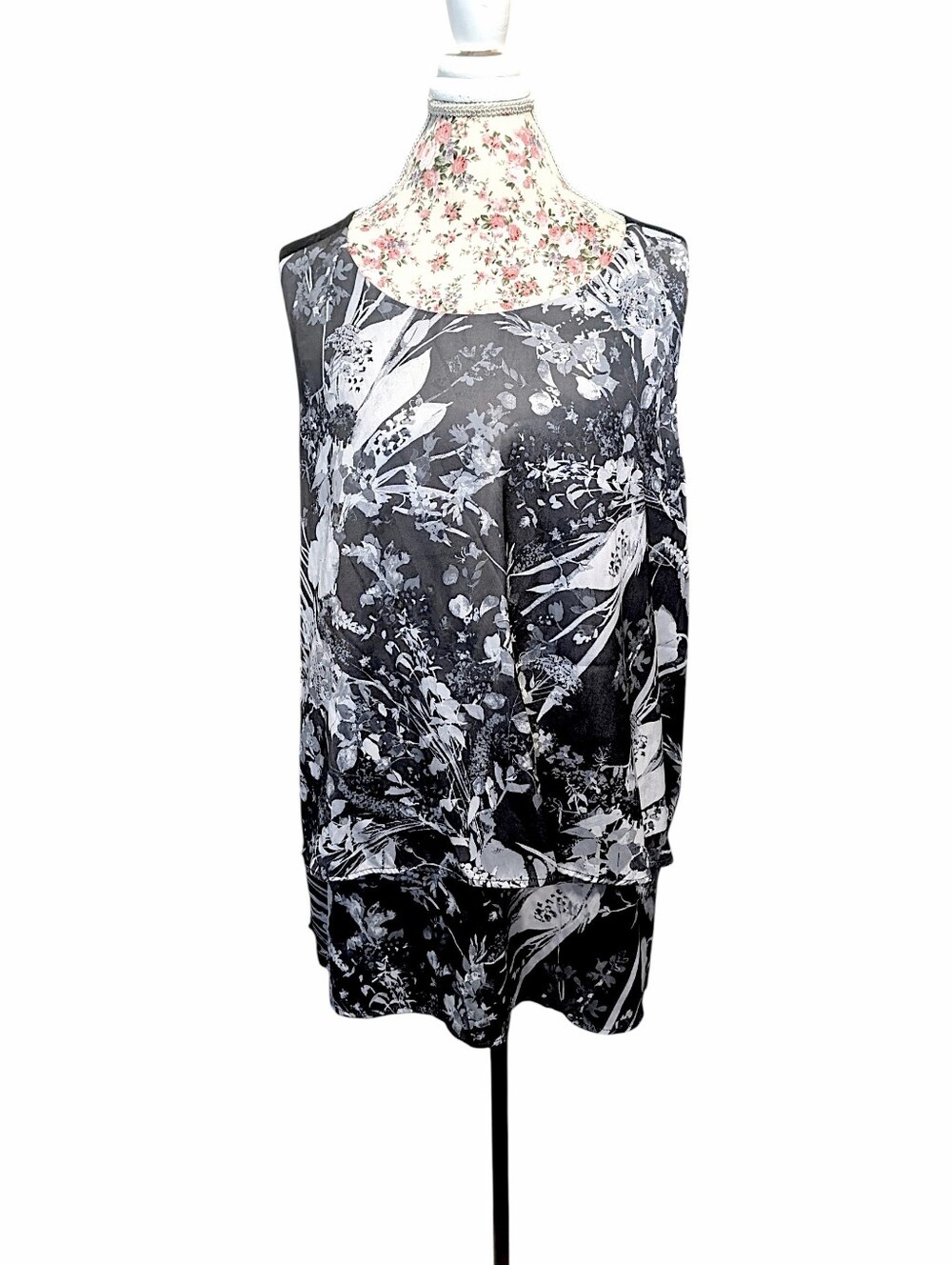 DG2 Mixed Media Easy Tank